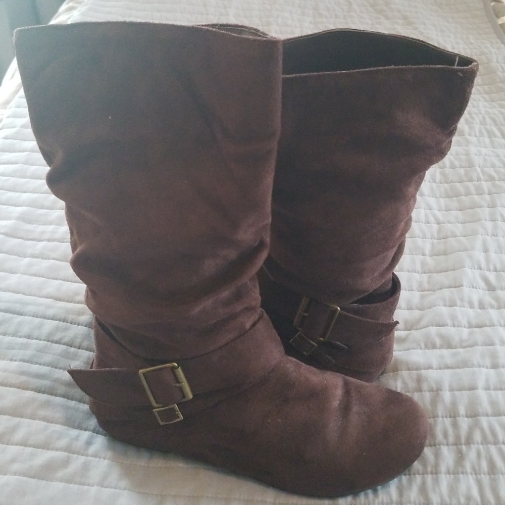 Brown faux suede boots